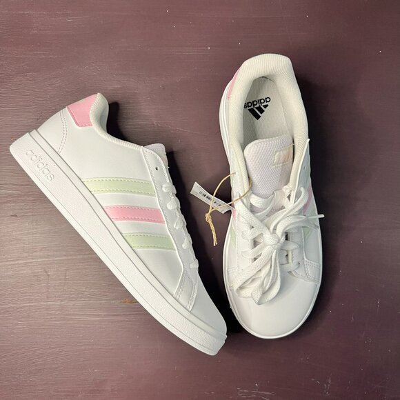 Adidas Grand Court 2.0 K Youth Sz 4 - Picture 1 of 8